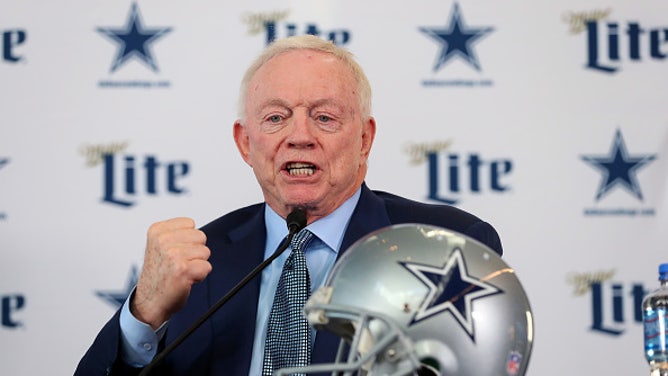 Jerry Jones Joke Has Little People Of America Seeking Apology