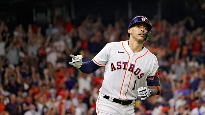 Carlos Correa homers against the Dodgers
