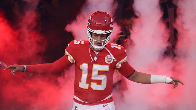 Kansas City Chiefs Patrick Mahomes Tunnel Run Viral Video