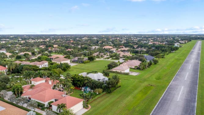 Jarrod Saltalamacchia house - 10