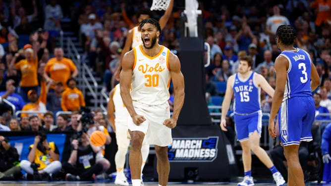 Tennessee's Josiah-Jordan James in NCAA Tournament