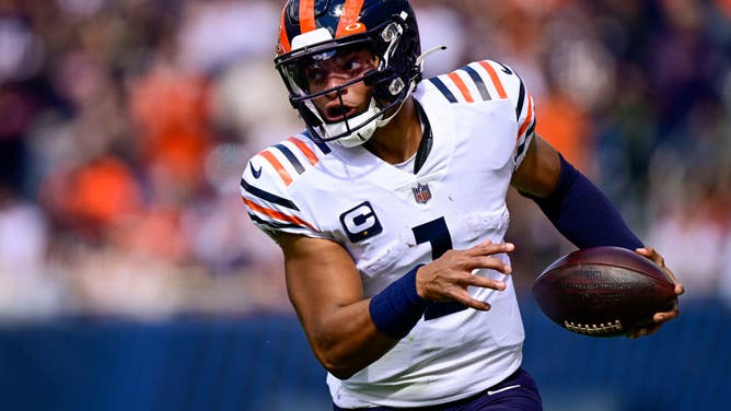 No second-year leap for Justin Fields so far this season.