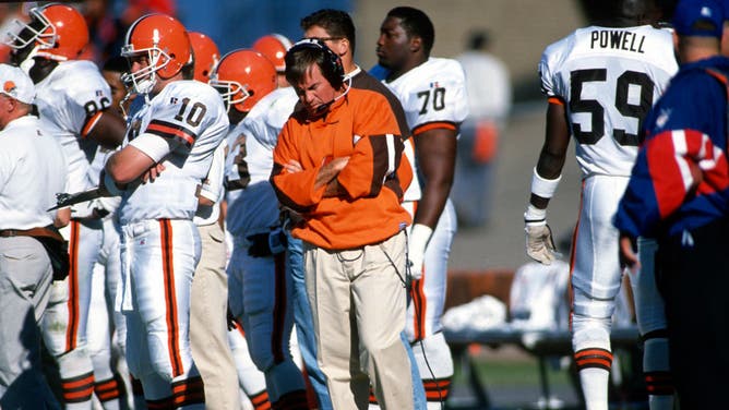 Patriots coach Bill Belichick is acting like he's reverted to his Cleveland Browns days.