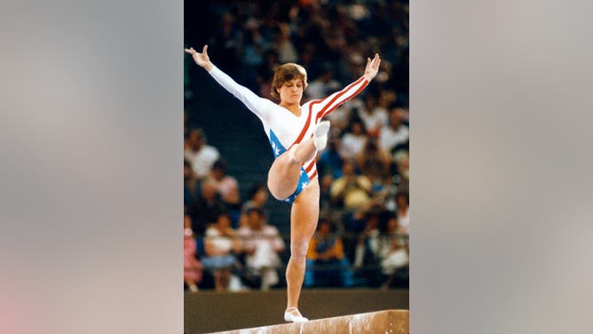 Former Olympic Gymnast Mary Lou Retton 'Fighting For Her Life' In ICU