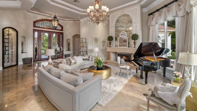 Jarrod Saltalamacchia house - 2