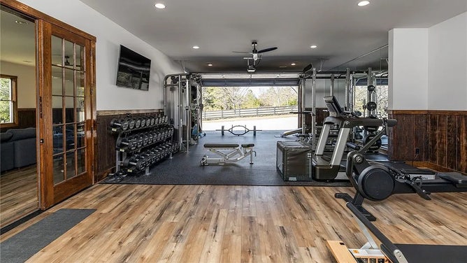 Bryan Harsin house for sale - 8