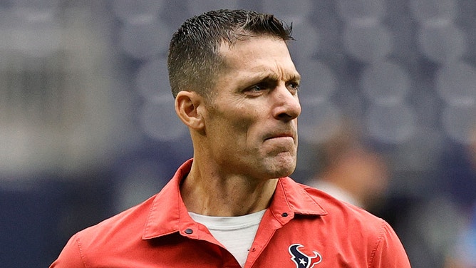 Texans GM Nick Caserio