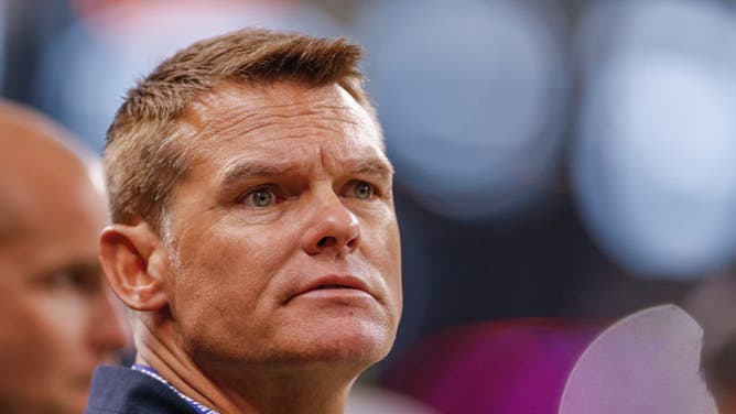 Colts GM Chris Ballard needs a QB and Lamar Jackson is available.