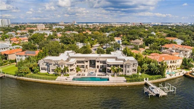 Derek Jeter Tampa house - 1