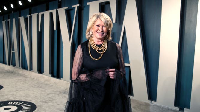 2020 Vanity Fair Oscar Party Hosted By Radhika Jones - Roaming Arrivals