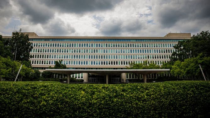 CIA met with Twitter