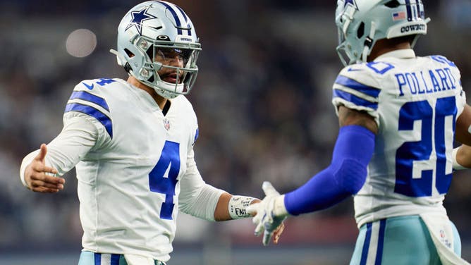 Cowboys Dak Prescott celebrates TD.
