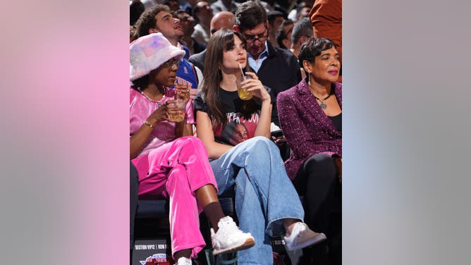 Emily Ratajkowski Wore A Megan Fox T-Shirt To The Knicks Game After Saying She'd 'Love To' Date A Woman