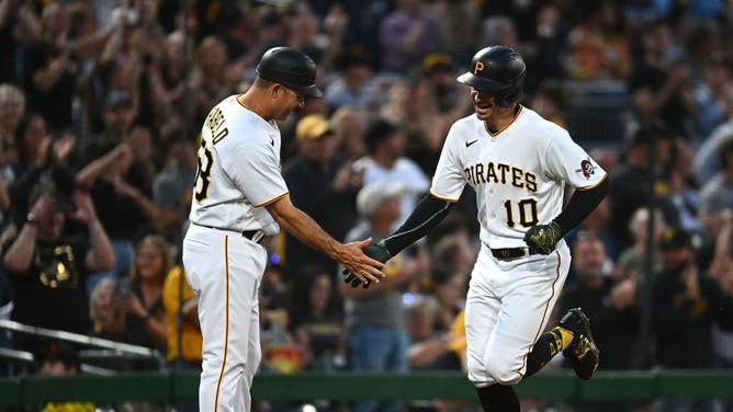 Pirates LF Bryan Reynolds trots around the bases after a 3-run home run vs. the Arizona Diamondbacks at PNC Park in Pittsburgh, Pennsylvania.