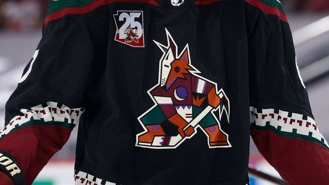 Arizona Coyotes Jersey