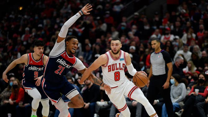 Chicago Bulls wing Zach LaVine drives with the basketball against the Washington Wizards at United Center in Chicago.