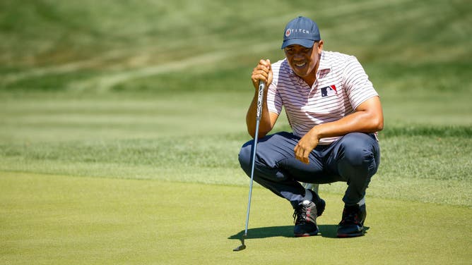 Jhonattan Vegas lines up a putt on the 8th green at the Valspar Championship on the Copperhead Course at Innisbrook Resort in Palm Harbor, Florida.