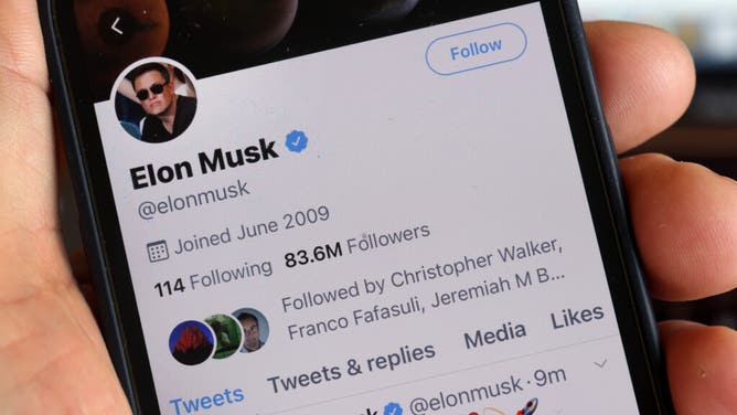 Elon Musk To Buy Twitter