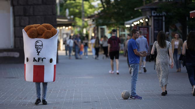 KFC commemorates Kristallnacht with cheesy chicken