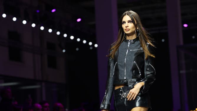 Emily Ratajkowski loves stinky guys.