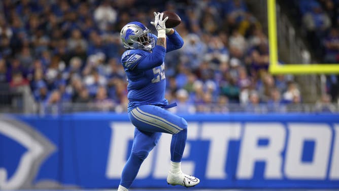 Lions tackle Penei Sewell catches one of the most important passes of the day against the Vikings.