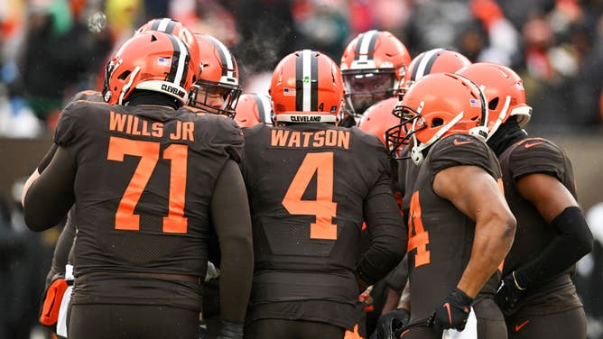 Cleveland Browns QB Deshaun Watson calls a play during the 2nd half against the New Orleans Saints at FirstEnergy Stadium in Cleveland, Ohio.