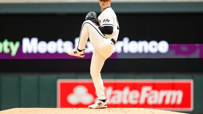 Gray delivers a pitch vs. the Royals in the 1st inning at Target Field in Minneapolis.