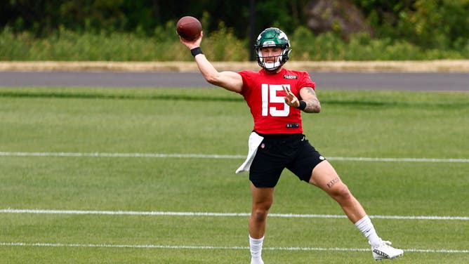 Jets QB Chris Streveler during the teams OTAs at Atlantic Health Jets Training Center in Florham Park, New Jersey.