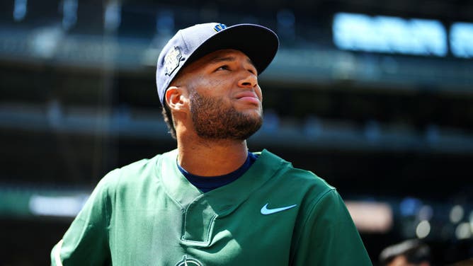 Milwaukee Brewers Hand 19-Year-Old Outfielder $82 Million