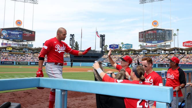 The Cincinnati Reds made just one minor trade at the MLB Trade Deadline and many fans took to Twitter to express disapproval.