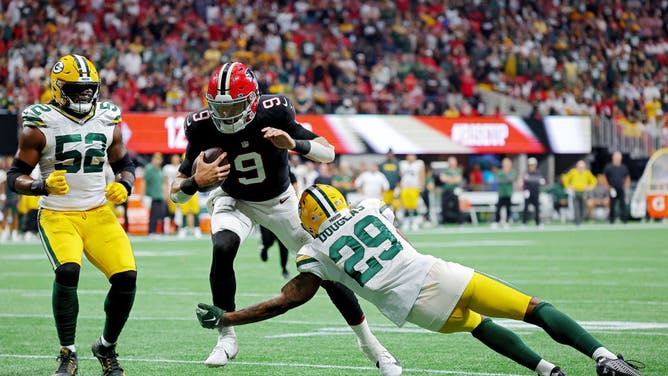 Falcons QB Desmond Ridder runs for a TD vs. the Green Bay Packers at Mercedes-Benz Stadium in Atlanta.