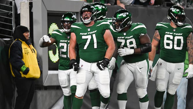 Robert Saleh Says Zach Wilson, Jets Offense Are 'So Freaking Close' To Being Good