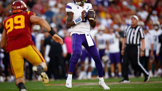 Washington Huskies QB Michael Penix Jr. at United Airlines Field at the Los Angeles Memorial Coliseum.