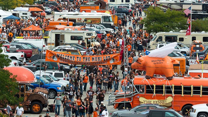 Cleveland Browns Fans Muni Lot Tailgate No Alcohol
