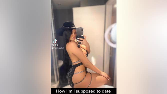 Brazilian OnlyFans Model Kylie Jenner Lookalike Julia Medeiros