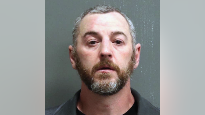 Man arrested Nashville airport Your moms house