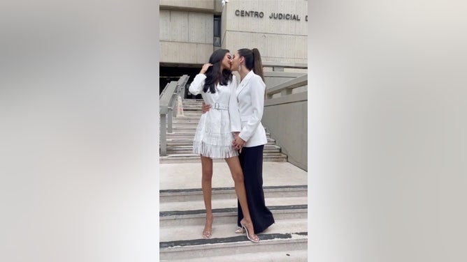 Miss Argentina Miss Puerto Rico wedding photos