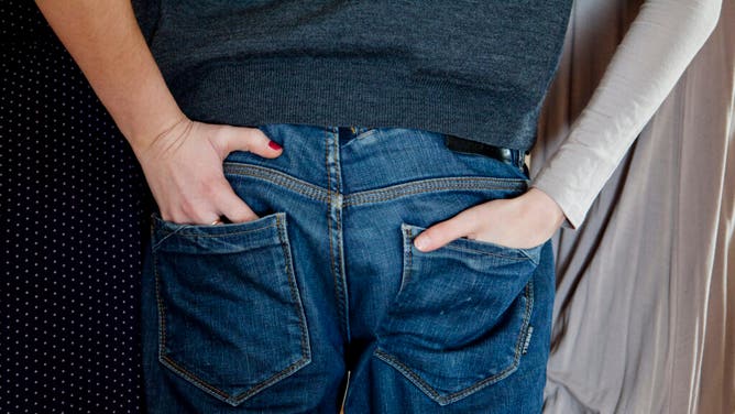 Open Marrige Husband Prefers Girlfriend Over Wife