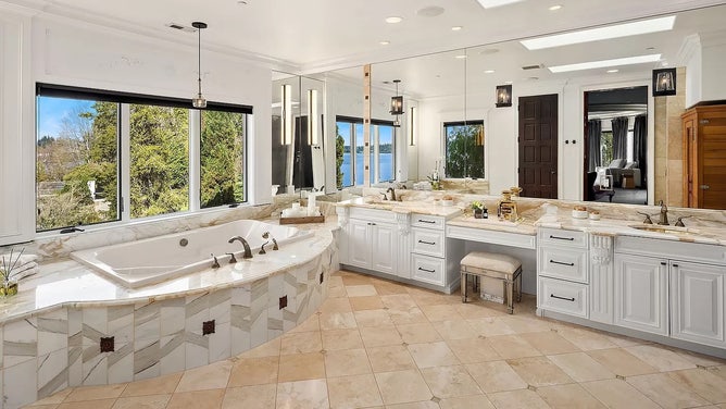 Russell Wilson house for sale photos