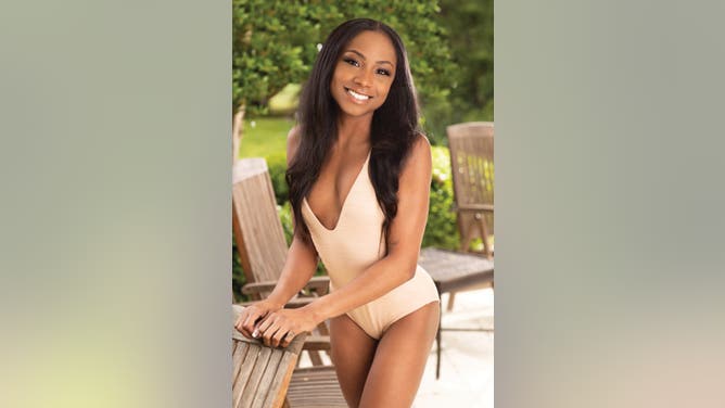 Tia Hairston_Raleigh Airport- Miss Hooters 2023 contestant