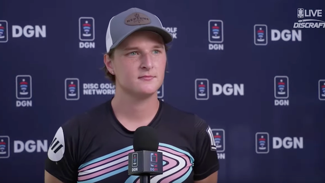 Transgender disc golfer Natalie Ryan