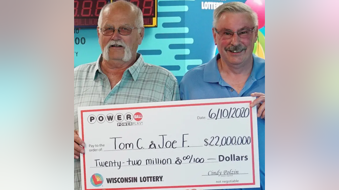 Wisconsin men win Powerball
