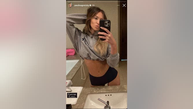 Paulina Gretzky says go 4 Aces!