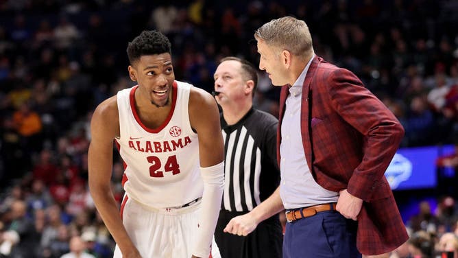 Brandon Miller and Alabama head coach Nate Oats