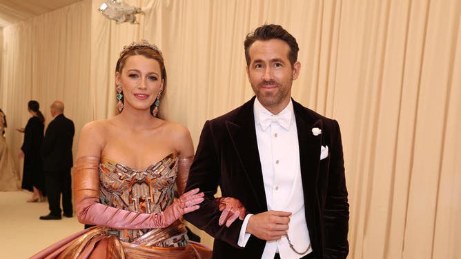 Blake Lively Stacy's Mom Thirst Traps Bikini Ryan Reynolds