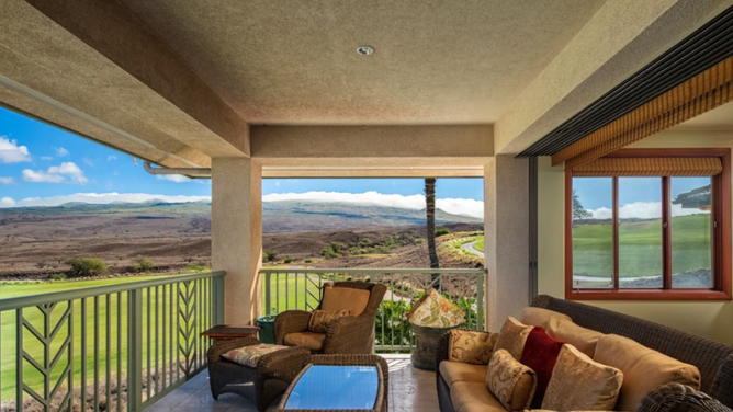 Terry Bradshaw Hawaii house - 2