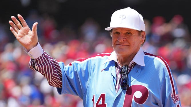 e09e84c8-Washington Nationals v Philadelphia Phillies