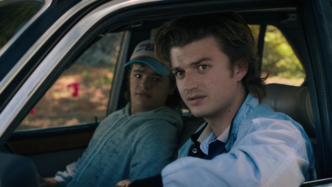 Gaten Matarazzo talks ideal ending for "Stranger Things." (Cr. Courtesy of Netflix © 2022)