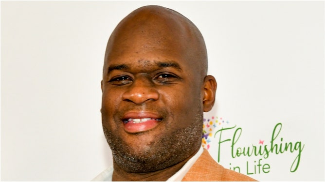 Vince Young brutally punched during bar fight. (Photo by Rodin Eckenroth/Getty Images)