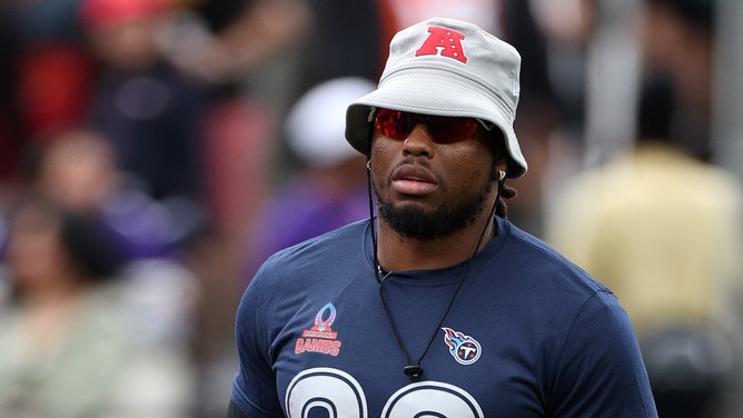 AFC running back Derrick Henry (22) of the Tennessee Titans before the 2024 Pro Bowl at Camping World Stadium.